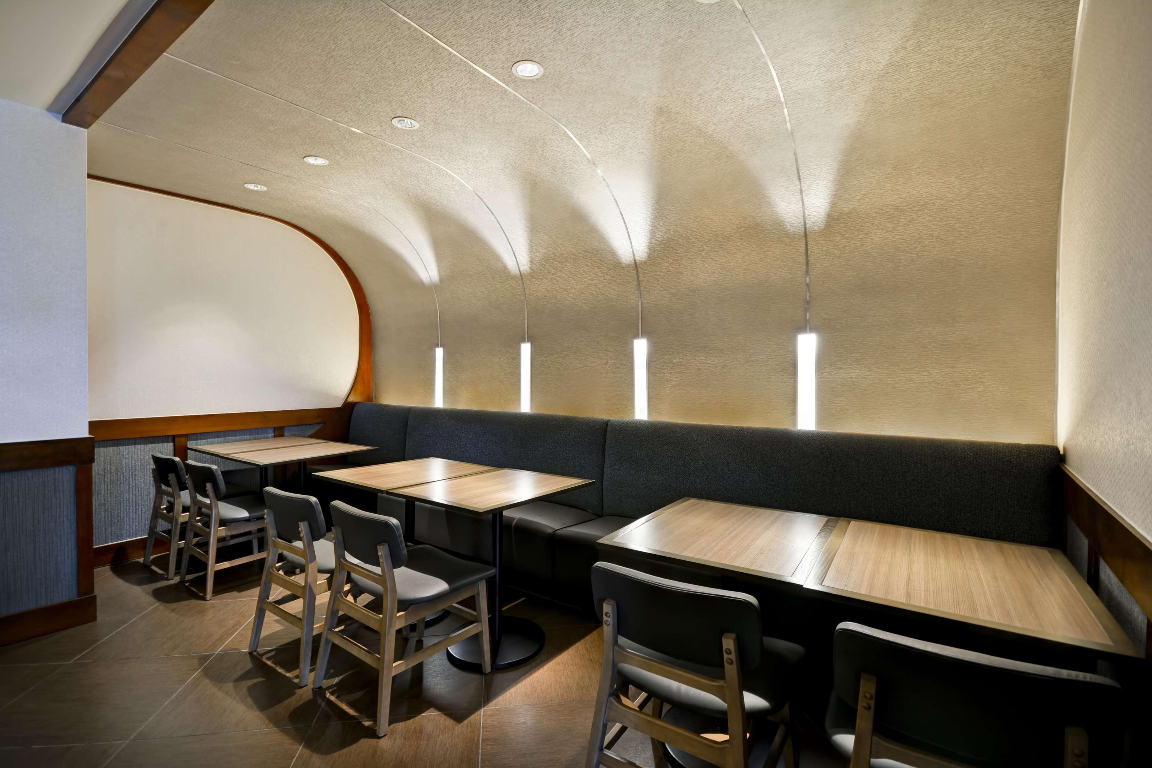 Hyatt Place Columbus Worthington Flint Bagian luar foto